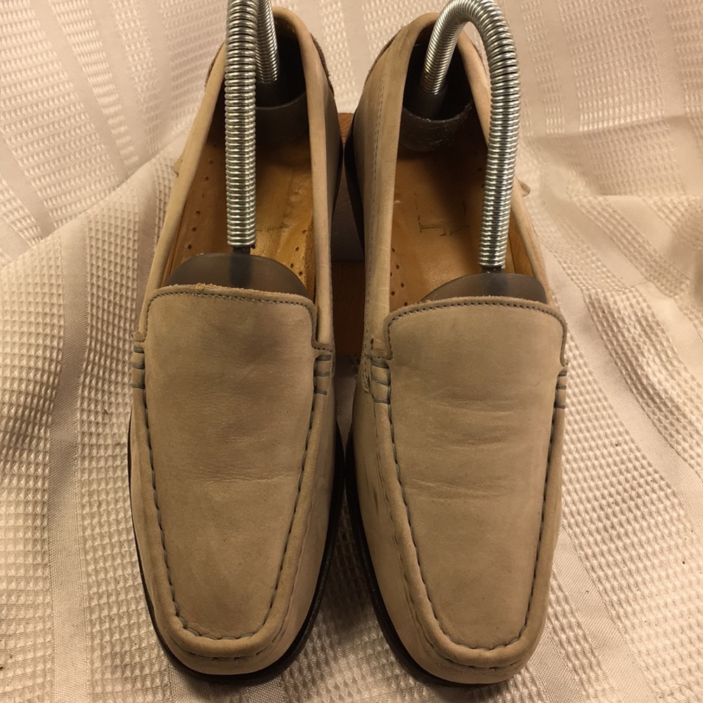Escada sport leather made in Italy loafers classic